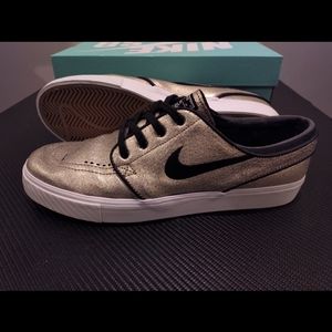 Nike SB Stefan Janoski Metallic Gold/Black